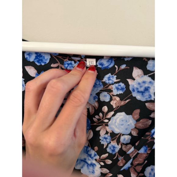 Blue Floral Babydoll Dress XXL Short Sleeve Boho Flowy - Picture 3 of 3